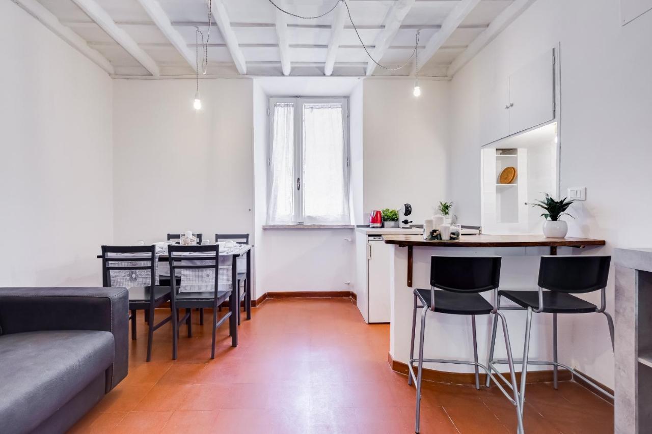 Pigna Suite Рим Екстериор снимка
